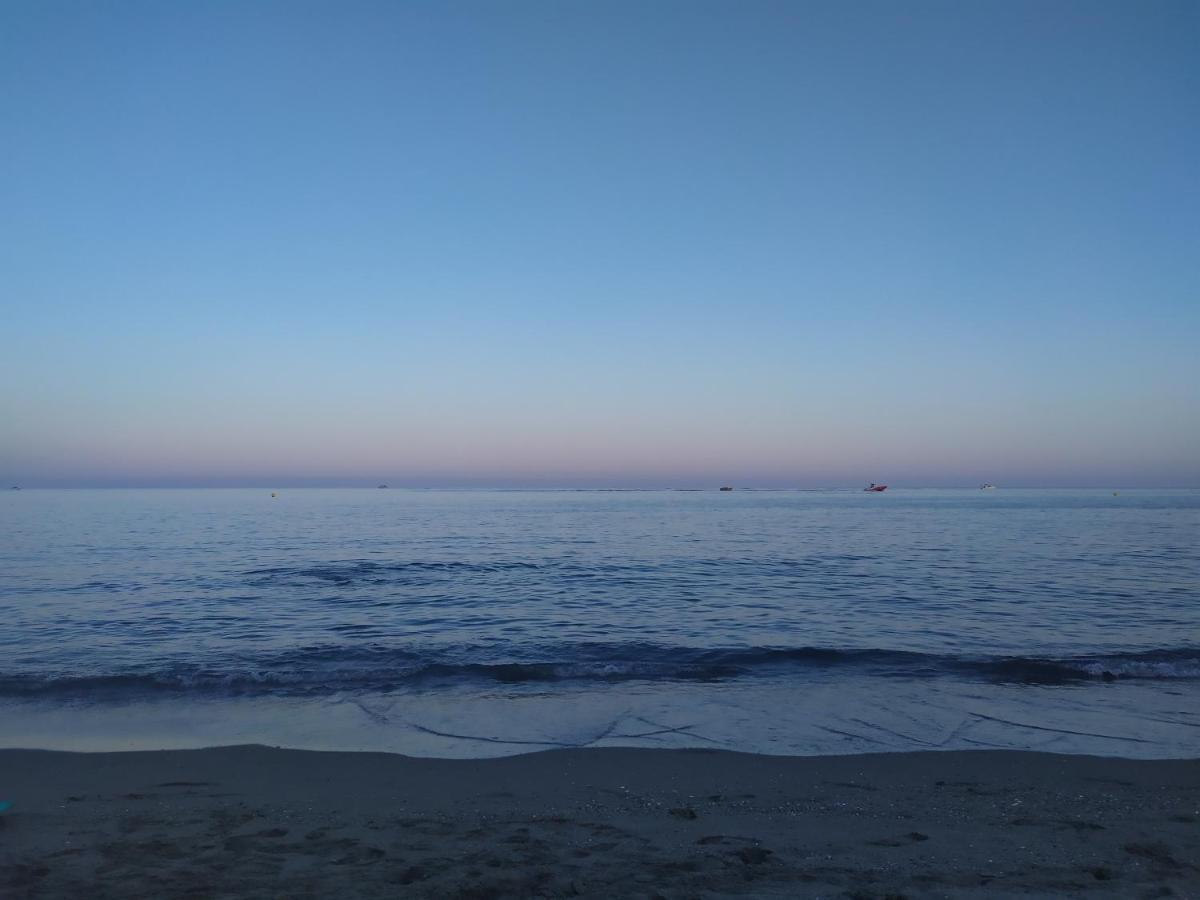 Carihuela La Luna Sun & Beach Apartman Torremolinos Kültér fotó