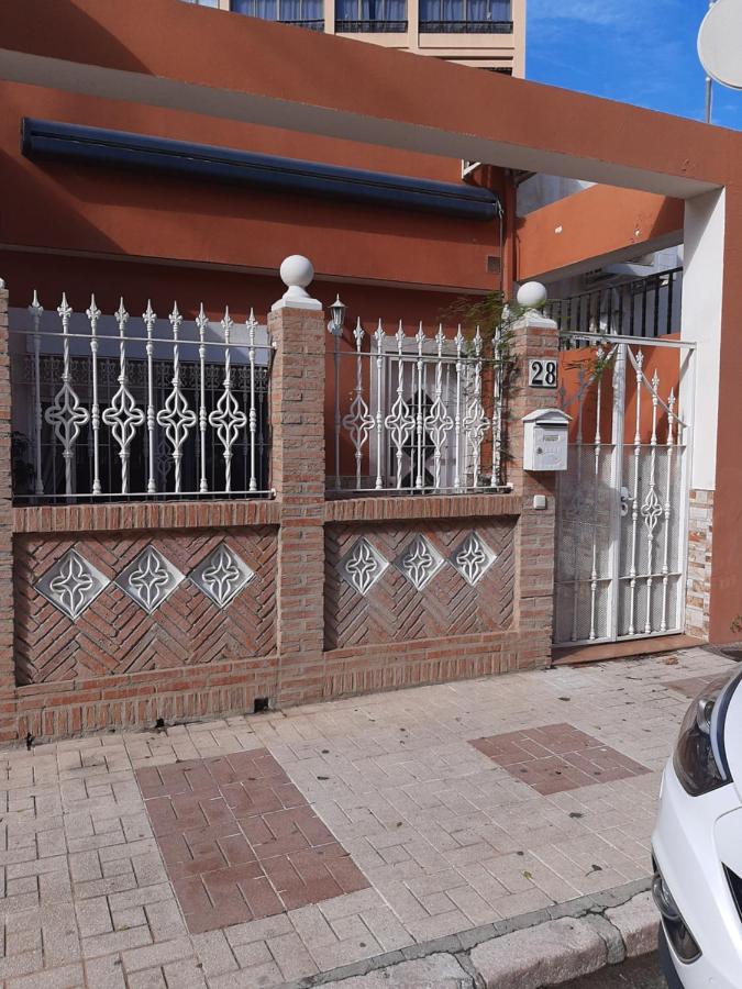 Carihuela La Luna Sun & Beach Apartman Torremolinos Kültér fotó